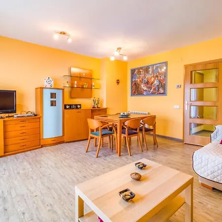 Apartament Duplex Espriu By Hauzify * Sant Cebrià de Vallalta