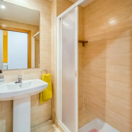 Apartament Duplex Espriu By Hauzify * Sant Cebrià de Vallalta