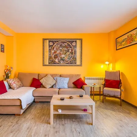 شقة Apartament Duplex Espriu By Hauzify Sant Cebrià de Vallalta